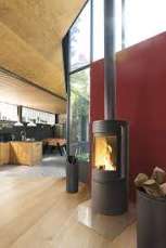 Купить Печь-камин Invicta Altara Plus в интерьере чугунная в Могилеве в Могилеве