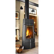 Печь-камин чугунный Invicta Chamane 14 в интерьере Амазонка бай фото  в Могилеве