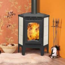 Стальной камин Бавария угловая Амазонка бай фото в интерьере в Могилеве