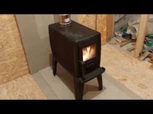 Печь-камин чугунный FireWay Zeige в интерьере Амазонка бай фото в Могилеве