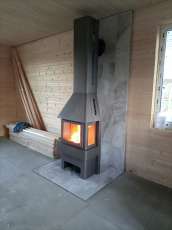 Недорогой камин Бавария со стеклами графит фото в интерьере в Могилеве