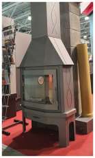 Стальной камин Бавария Мюнхен со стеклом угловой чёрный (без перемычки) фото в Могилеве