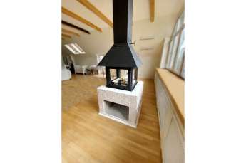 Стальной камин Эклипс островной 4D графит фото в интерьере в Могилеве