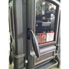 Печь-камин чугунный FireWay Bruno в интерьере патина медь Амазонка бай фото в Могилеве