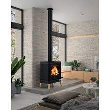 Печь-камин чугунный Invicta Kazan в интерьере Амазонка бай фото в Могилеве